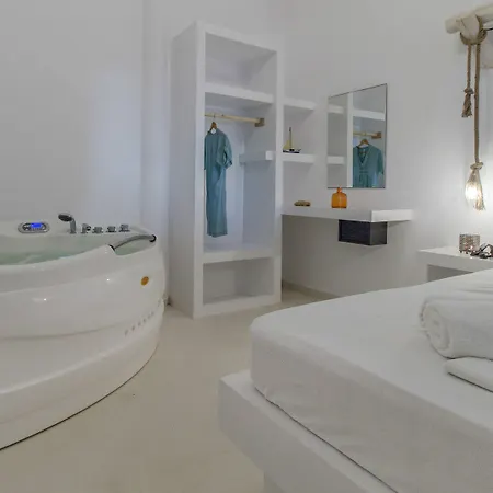 Colosseo & Apartment Agios Prokopios (Naxos)