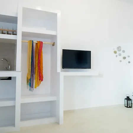 Colosseo & Apartment Agios Prokopios (Naxos)
